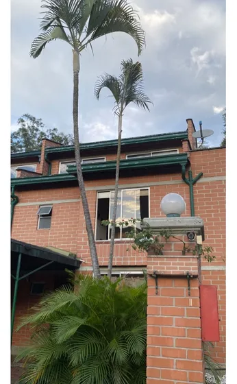 Casa Unifamiliar Para La Venta En La Mota Medellín 