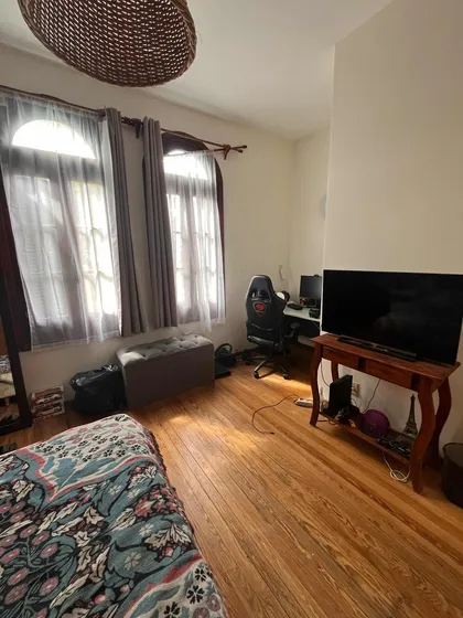 Casa De Revista En Pocitos Mas Apartamento Posible Permuta