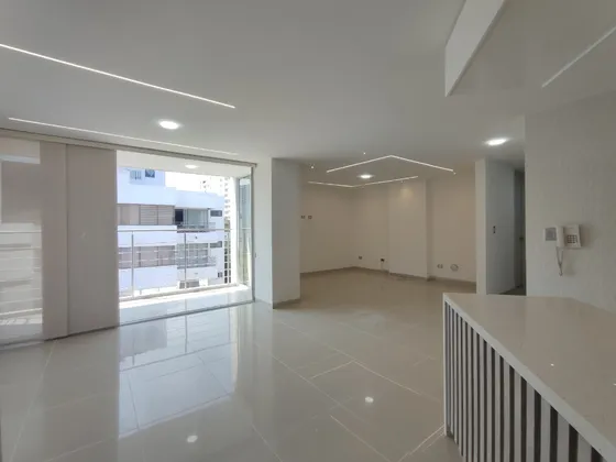 Apartamento En Venta En Bellavista. Cod V30452