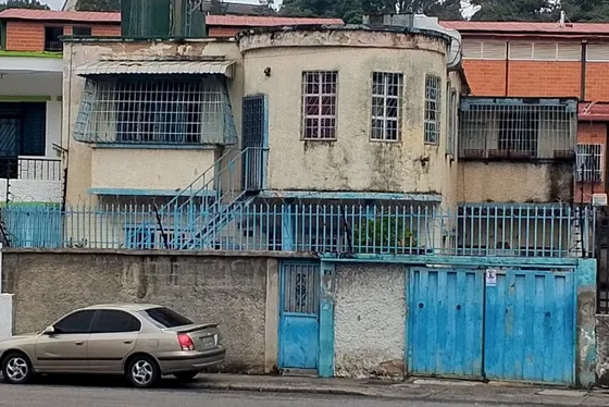 Casa En Venta En San Bernardino, Av Cecilio Acosta. Mg 105