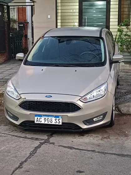 Ford Focus Iii 1.6 Sedan S