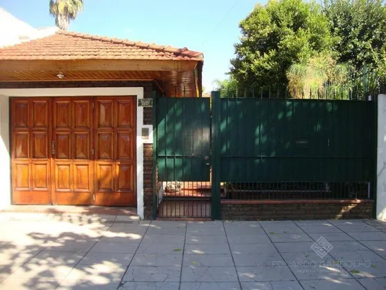 Venta Muy Linda Casa C/garaje, Pileta Climatiz Energia Solar