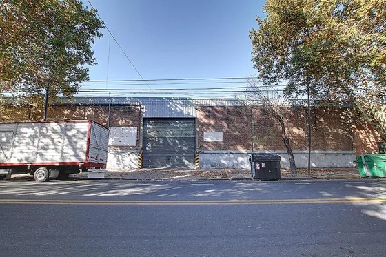Excelente Deposito En Alquiler De 1550 M2 Cub En Barracas