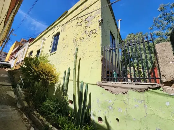 Oportunidad Casa En Residencial Barrio Yungay Valparaiso
