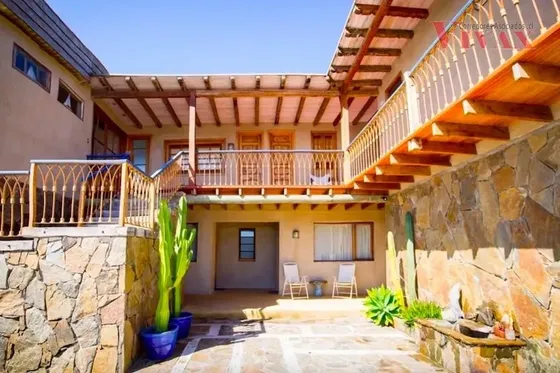 Negocio Turístico De 8 Dorm., Todos En Suite, Freirina
