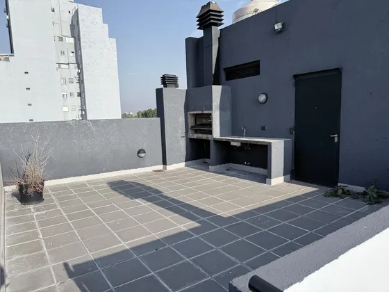 Hermoso 2 Ambientes Con Terraza Propia Con Parrilla   2 Cocheras