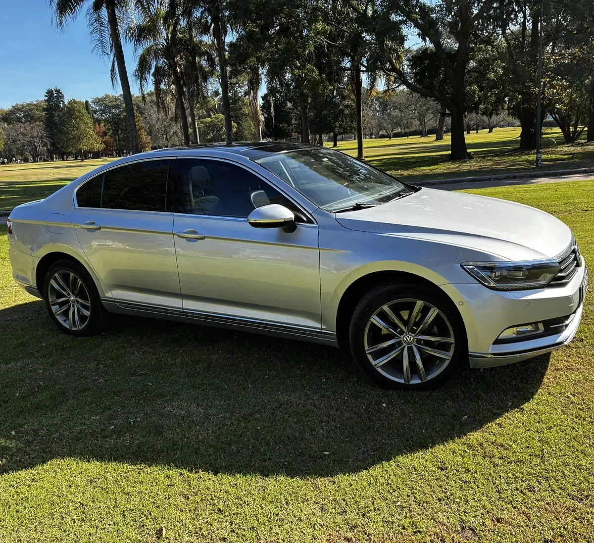 Volkswagen Passat 2.0 TSI Highline 220 CV DSG