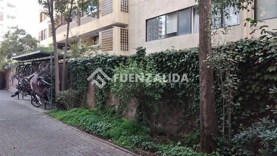 Departamento En Venta De 3 Dorm. En Las Condes