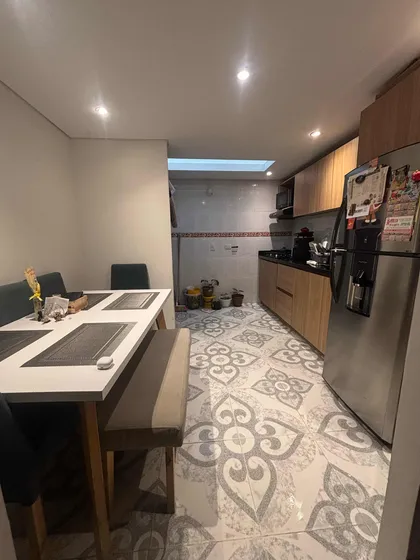 Casa Conjunto , Dos Habitaciones , Un Baño , Sala Comedor ,