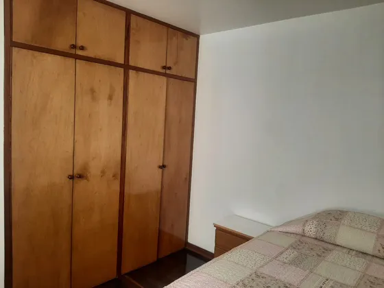 Alquilo Acogedoras Habitaciones En Zona Residencial De Surco (av. Caminos Del Inca).