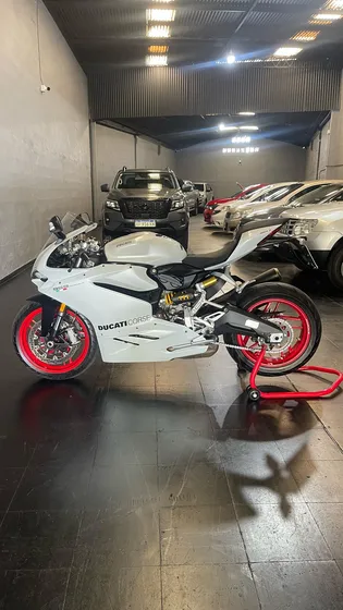 Ducatti Panigale 951 Pista