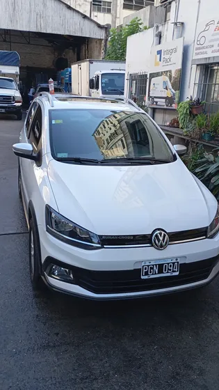 Volkswagen Suran Cross Suran 1.6 16 V 5d Cross 772
