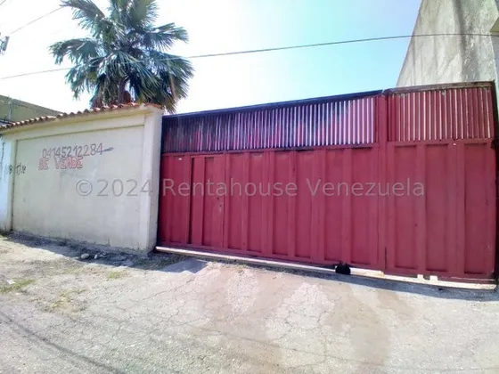 Maria Luisa Mendoza Vende En Plena Avenida De Agua Viva Amplio Y Excelente Terreno Con Todos Los Servicios Básicos Para La Cotidianidad, Ideal Para Proyecto Comercial O Residencial 2 4 1 9 3 5 4      