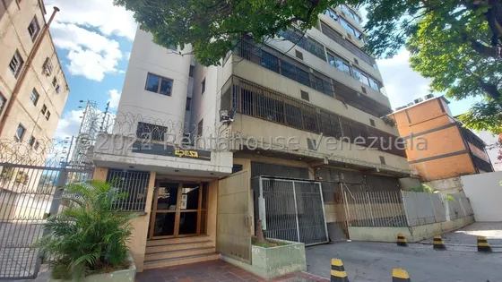 Vendo  Amplia Y Equipada Oficina  Bello Monte !! Visitala!