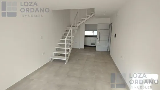 Depto En Venta 1 Dorm. Tipo Duplex En Alta Córdoba, No Apto Crédito