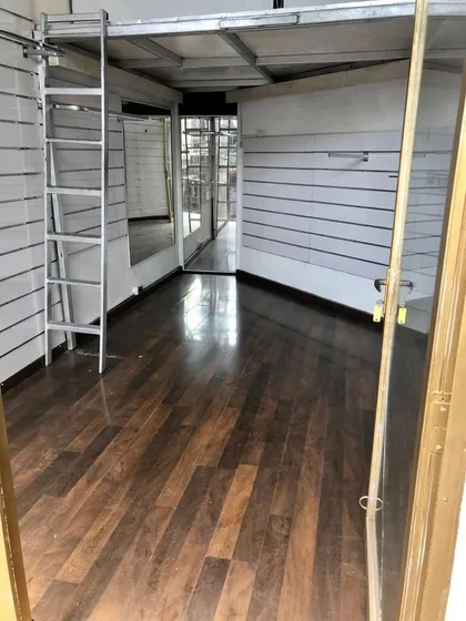 Local Comercial / Lo Castillo / Vitacura