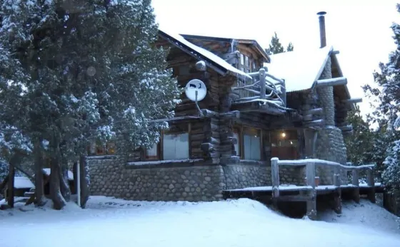 Casa En Venta - 2 Dormitorios 2 Baños - 1.268mts2 - Villa Llao Llao, San Carlos De Bariloche
