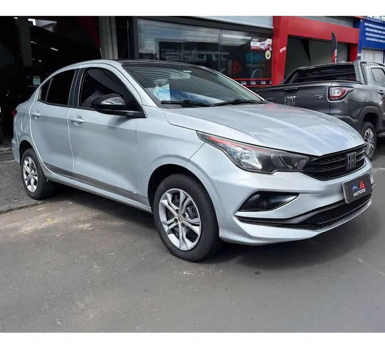 Fiat Cronos 1.0 Drive Flex 4p