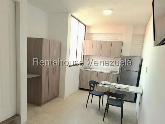 Excelente Y Moderno Apartamento Ph En Plena Av Fco De Miranda El Rosal Yf