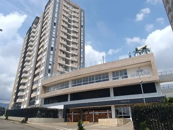 Venta De Hermoso Apartamento En Ciudad Jardín Sur De Cali