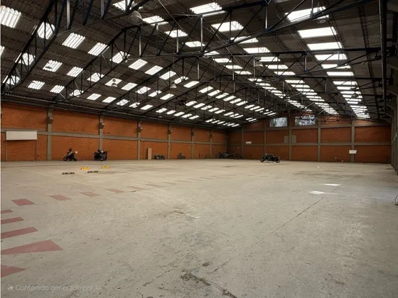 Bodega En Arriendo, Montevideo, Zona Industrial