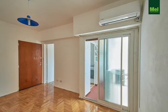 2 Amb En Venta Con Espacio Guardacoche Móvil