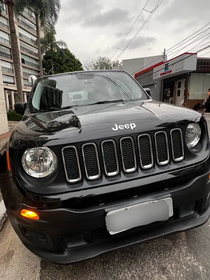 Jeep Renegade 1.8 Flex Aut. 5p