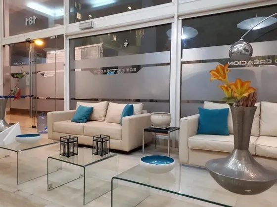 Departamento En Venta De 3 Dorm. En Santiago / Metro Moneda 