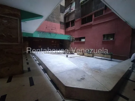 Apartamento En Venta Lebrun 16/05 Dr 