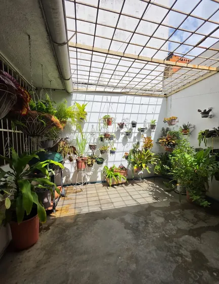 Casa En San Diego Urb. Monteserino Cerca La Avenida Don Julio Centeno Tanque Subterraneo 5 Mil L. Jardin, Patio Pequeño