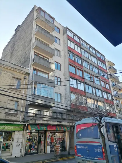 Departamento Céntrico En Arriendo   