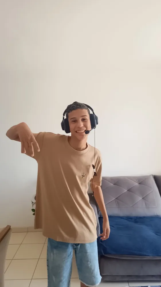 Headset Gamer C/ Fio Jbl Quantum 100 M2 - Preto Cor Cyan - Imagem 3