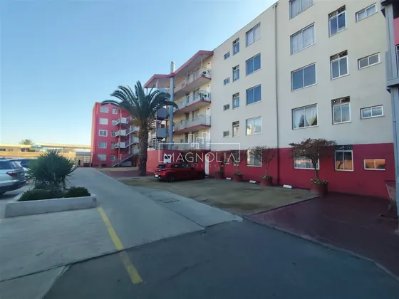Departamento En Venta De 3 Dorm. En Maipú