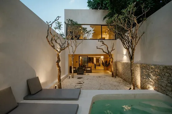 Casa De Lujo Para Estrenar Venta Merida Centro Plancha (avc-2390)