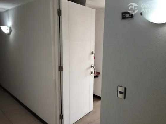 Acogedor Departamento De 1d Y 1b En Venta En Santiago