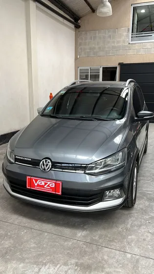 Volkswagen Suran 1.6 Cross Highline Msi 110cv