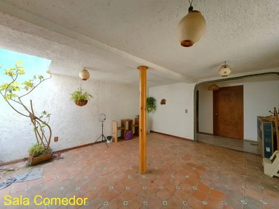 Casa Condominio 276m2c / 2r / 2.5b / 6a / Jardin