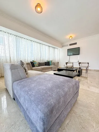 Apartamento En Alquiler Piantini, 3 Hab Amueblado
