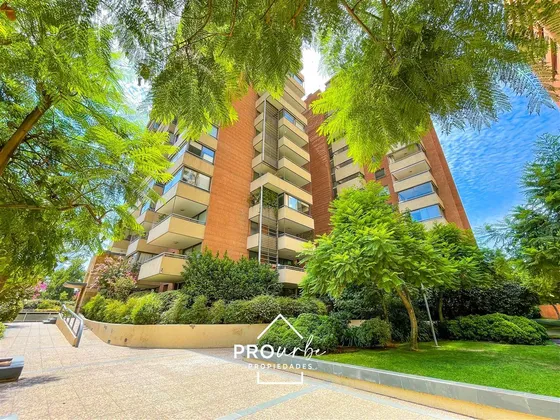 Elegante, 3 Dormitorios, 4 Baños Gran Suite En Bicentenario