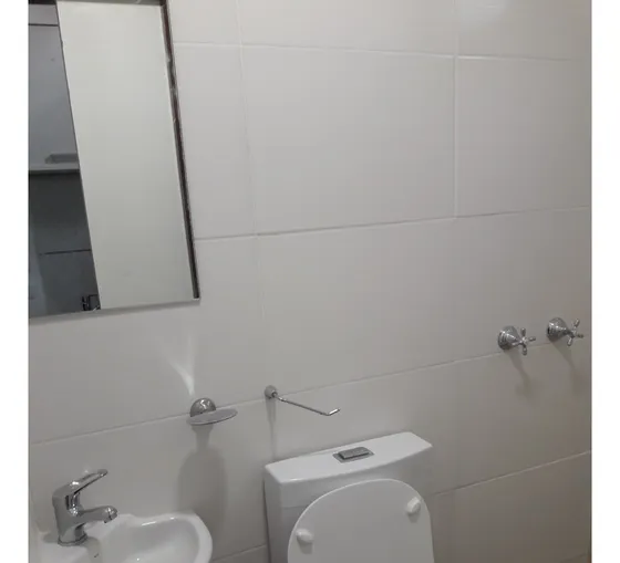 Alquilo Monoambiente Sin Expensas. Dueño Directo.