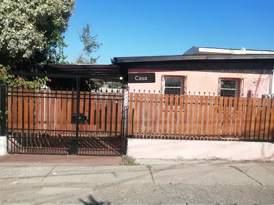 Casa En Venta De 3 Dormitorios En Conchalí