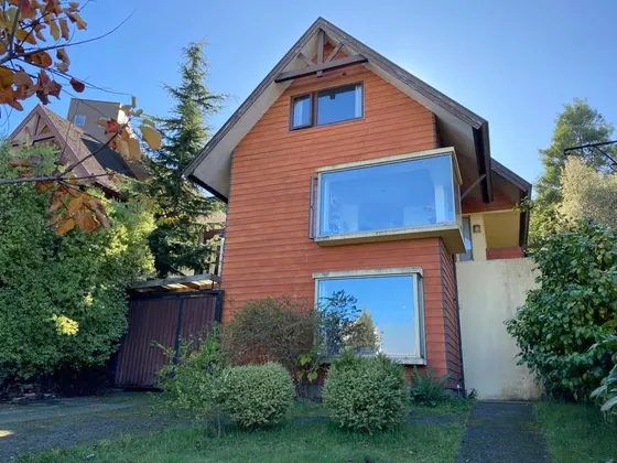 Casa En Venta De 3 Dorm. En Valdivia
