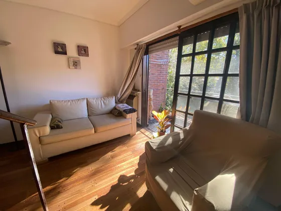 Venta Duplex 2 Ambientes Con Terraza Propia La Lucila Vte. Lopez
