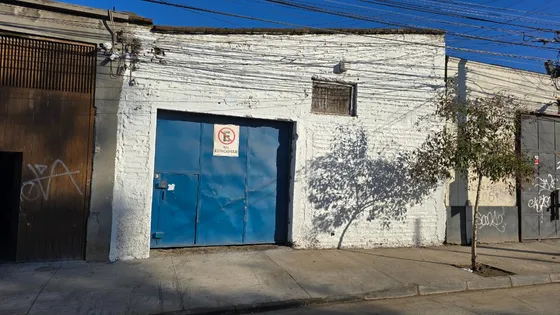 Arriendo Bodega Sector Franklin, Buen Estado