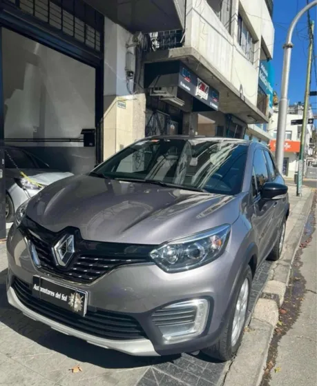 Renault Captur 2.0 Zen
