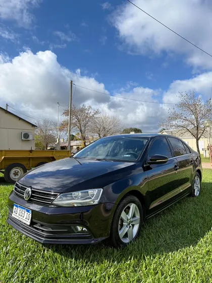 Volkswagen Vento 1.4 Highline 150cv