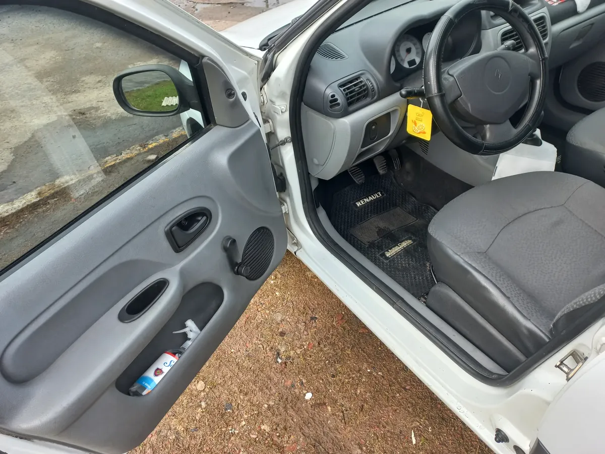 Renault Clio 1.2 Pack535247401937152005