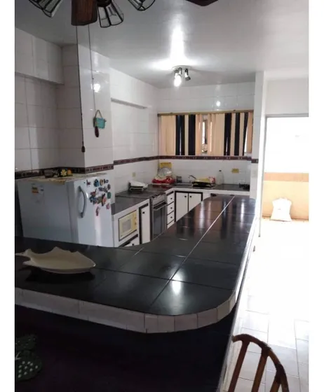 Higuerote Vendo apto Equipado De 78 M2.