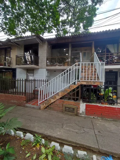 Casa Frente Al Parque Guaduales