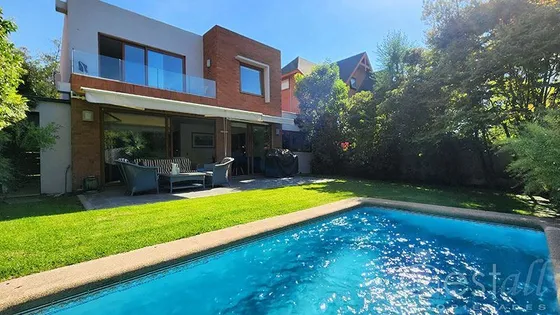 Casa En Arriendo En Las Condes